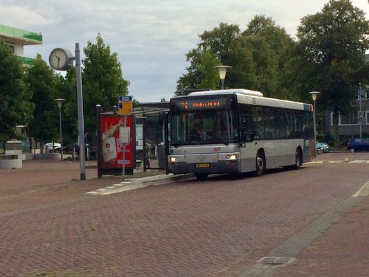 Bus op plein