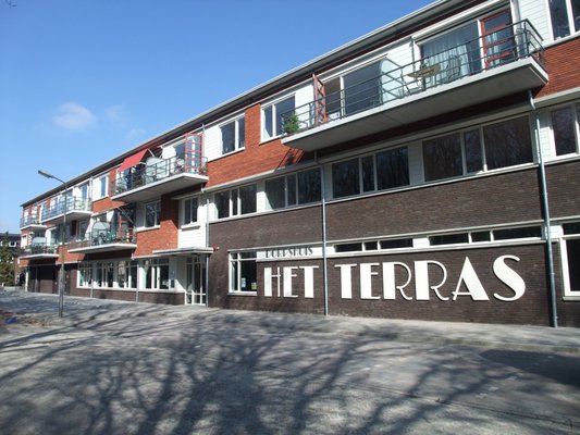 Dorpshuis het terras