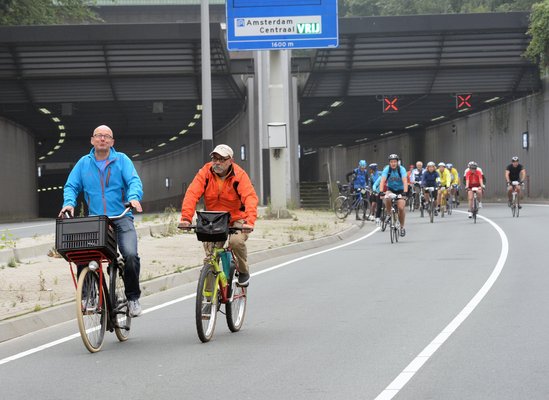 Ijtunnel fiets