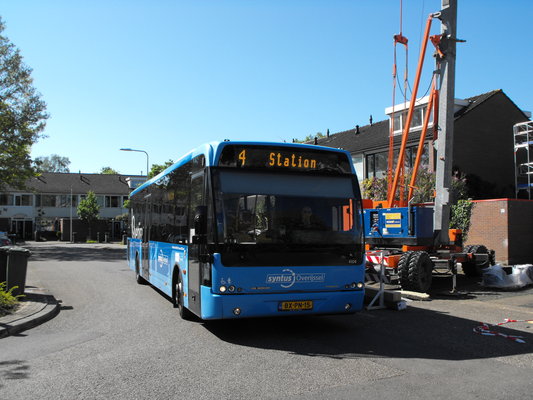 De bus hoort in de wijk