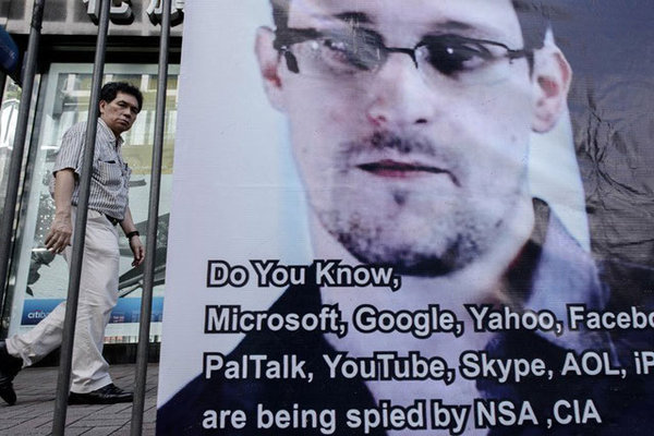 Edward snowden3