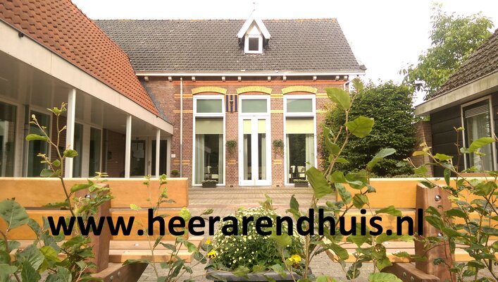 Arendhuis met website